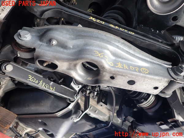 2UPJ-9236205227]BMW 320i ツーリング E91(US20)左リアロアアーム2 中古_2
