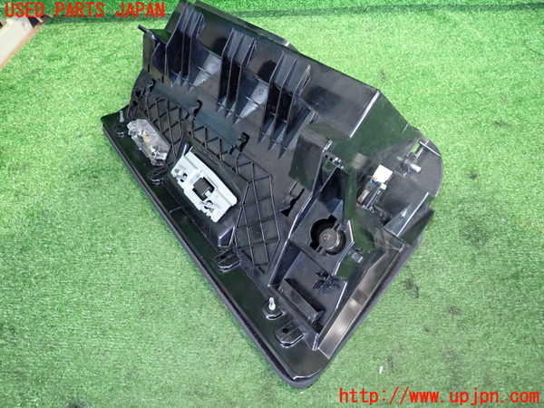2UPJ-9236207516]BMW 320i ツーリング E91(US20)グローブボックス1 中古_2