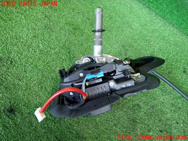 2UPJ-9236207555]BMW 320i ツーリング E91(US20)ATシフトレバー 中古_4