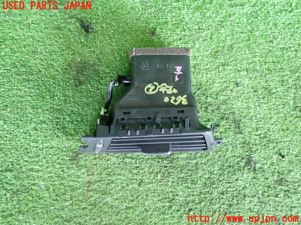 2UPJ-9236207527]BMW 320i ツーリング E91(US20)エアコン吹き出し口2(左) 中古_2