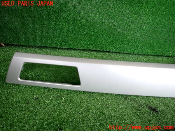 2UPJ-9236207528]BMW 320i ツーリング E91(US20)エアコン吹き出し口3(真中) 中古_3