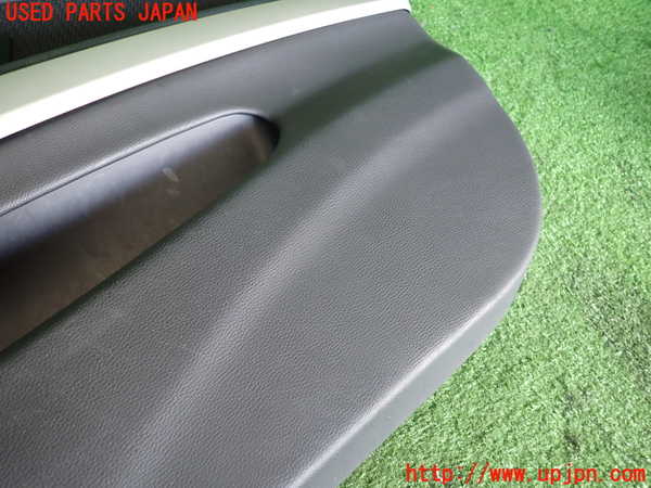 2UPJ-9236201234]BMW 320i ツーリング E91(US20)右前ドア内張り 中古_4