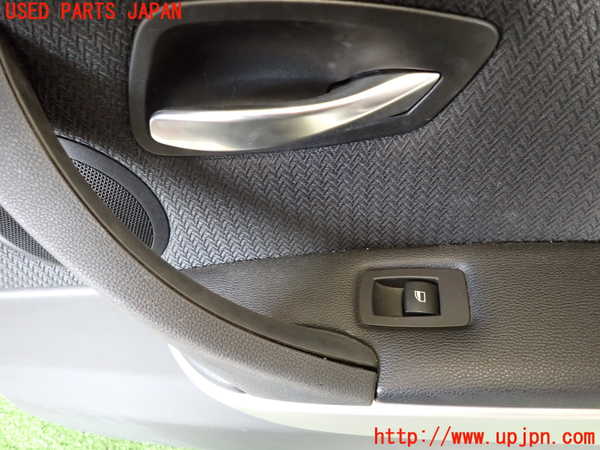 2UPJ-9236201294]BMW 320i ツーリング E91(US20)右後ドア内張り 中古_3