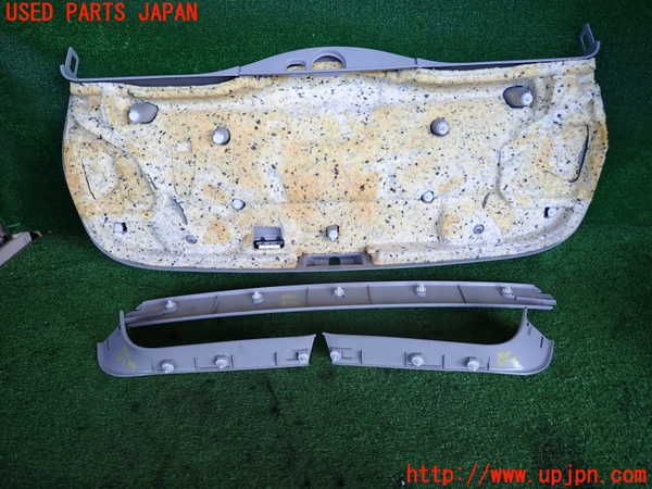 2UPJ-9236201578]BMW 320i ツーリング E91(US20)バックドア内張り 中古_4