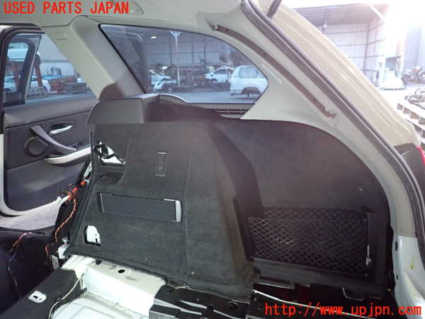 2UPJ-9236207675]BMW 320i ツーリング E91(US20)右リアピラートリム 中古_2