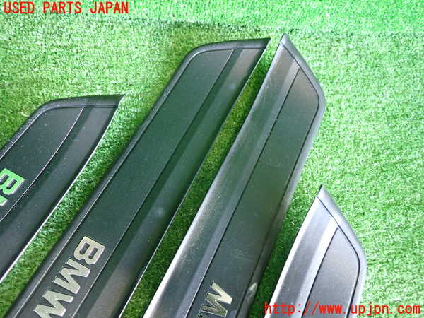 2UPJ-9236207740]BMW 320i ツーリング E91(US20)スカッフプレート 中古_4