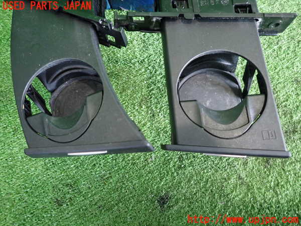 2UPJ-9236207810]BMW 320i ツーリング E91(US20)ドリンクホルダー 中古_3