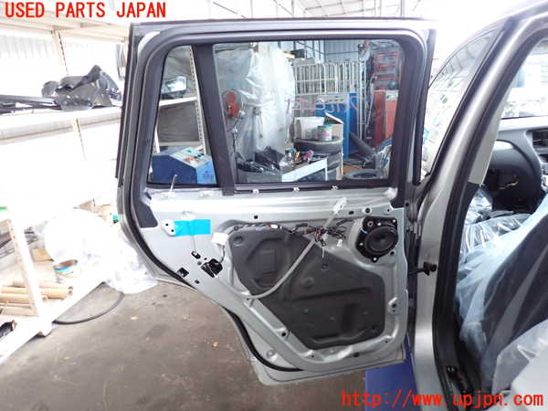 2UPJ-9236211320]BMW X3 F25(WY20)左後ドア 中古 SAINT-GOBAIN SEKURIT M24100 43R-001025_5