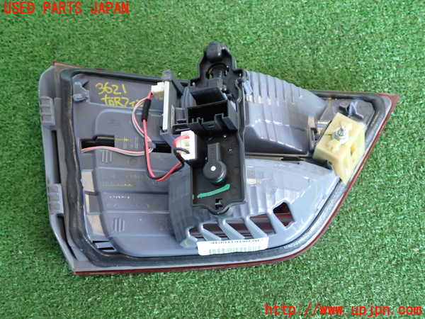 2UPJ-9236211550]BMW X3 F25(WY20)右リアフィニッシャー 中古_2