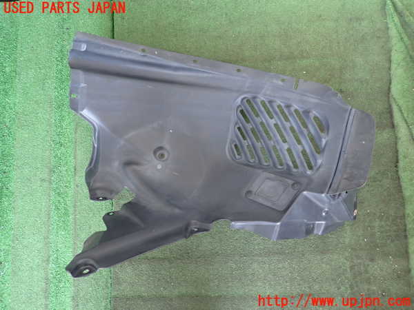 2UPJ-9236211090]BMW X3 F25(WY20)右前フェンダーライナー 中古_2