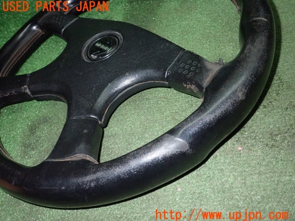 3UPJ=9236220617]ランドクルーザー60 バン XV ハイルーフ(HJ61V(改))後期 MOMO モモ TYP M38 KBA70056 9-90 ステアリング 370mm 中古_2