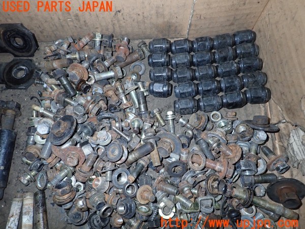 3UPJ=9236220720]ランドクルーザー60 バン XV ハイルーフ(HJ61V(改))後期 ネジ・ナット・ステー類 セット ジャンク_4