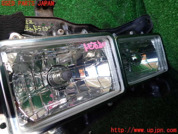 1UPJ-9236221132]ランクル60系(HJ61V(改))左ヘッドライト ハロゲン 中古_2