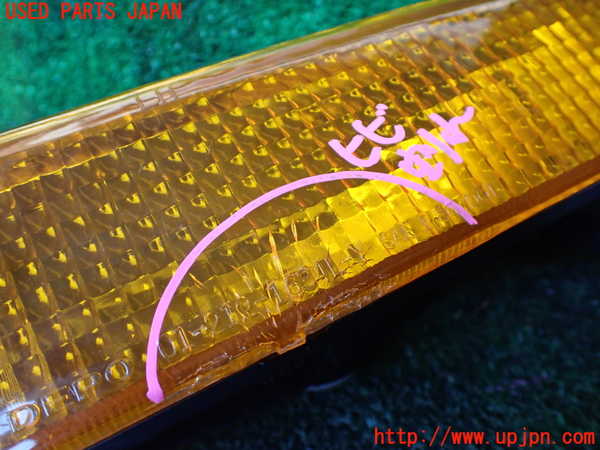 1UPJ-9236221162]ランクル60系(HJ61V(改))左ウィンカーレンズ 中古_2