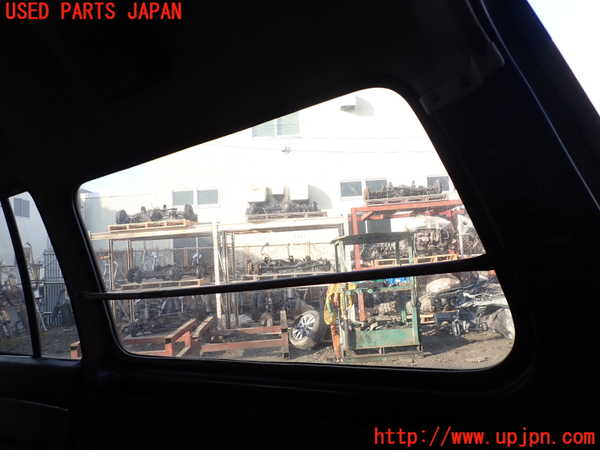 1UPJ-9236221380]ランクル60系(HJ61V(改))右クォーターガラス 中古 ASAHI M283 43R-00033_2