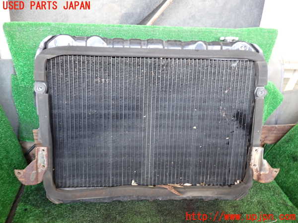 1UPJ-9236222321]ランクル60系(HJ61V(改))ラジエーター1 中古_3