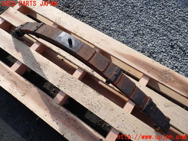 1UPJ-9236225100]ランクル60系(HJ61V(改))右リア リーフスプリング 中古_3