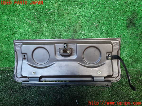 1UPJ-9236227516]ランクル60系(HJ61V(改))グローブボックス1 中古_3