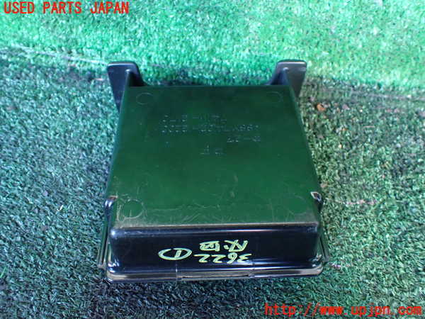 1UPJ-9236227821]ランクル60系(HJ61V(改))灰皿1 中古_3
