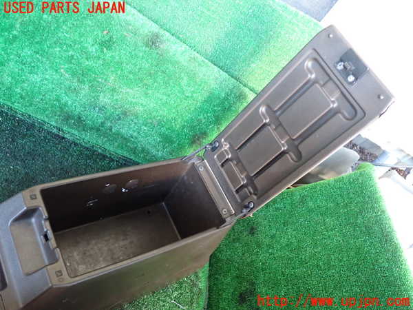 1UPJ-9236227540]ランクル60系(HJ61V(改))センターコンソール ジャンク_4