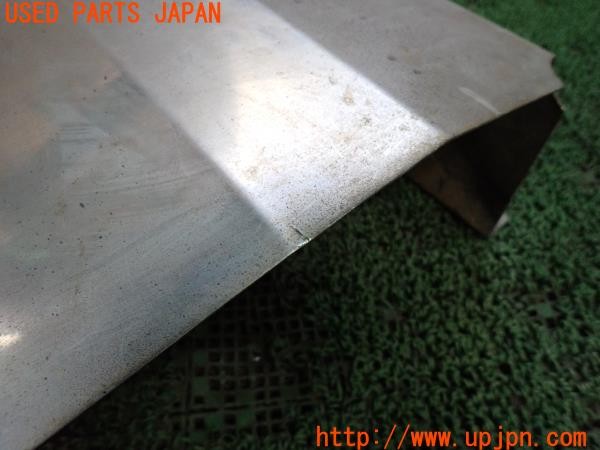 3UPJ=9236230002]ジムニー(JB23W 1型)社外 フューエルタンクカバー 燃料タンクガード 中古_3