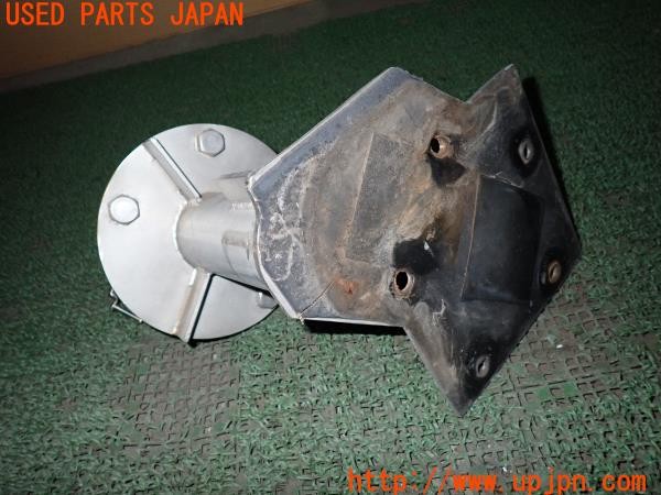 3UPJ=9236230020]ジムニー(JB23W 1型)社外 スペアタイヤキャリア 移動ブラケット AVEC スコップホルダー付き 中古_2