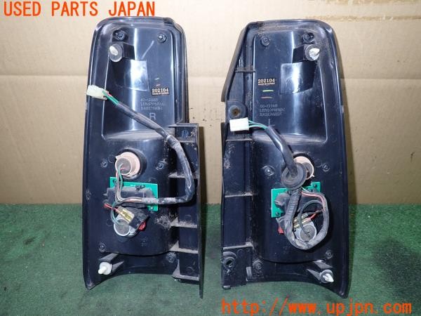 3UPJ=9236230547]ジムニー(JB23W 1型)IH GROUP 60-1336 テールランプ 中古_4