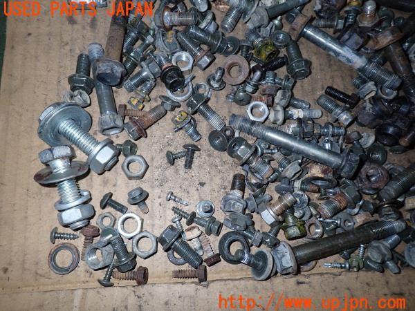 3UPJ=9236230720]ジムニー(JB23W 1型)ネジ・ナット・ステー類 セット ジャンク_4
