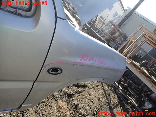 1UPJ-9236231080]ジムニー(JB23W)右前フェンダー 中古_4