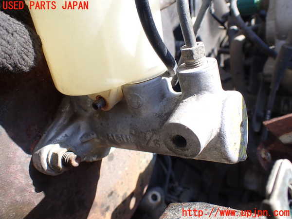1UPJ-9236234050]ジムニー(JB23W)ブレーキマスターシリンダー 中古_3