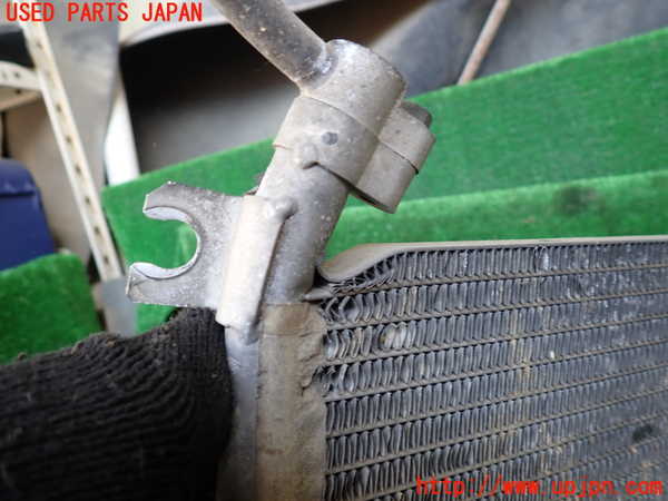 1UPJ-9236236031]ジムニー(JB23W)エアコンコンデンサー1 中古_3