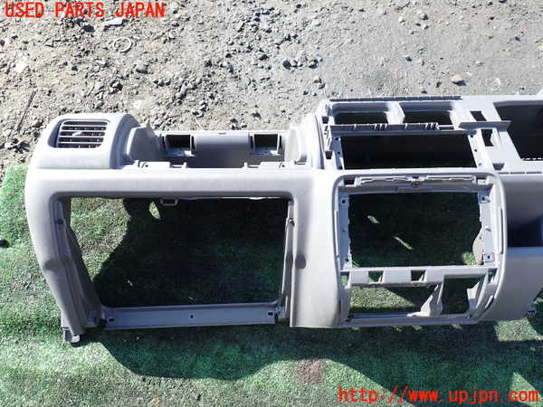 1UPJ-9236237505]ジムニー(JB23W)ダッシュボード 中古_3