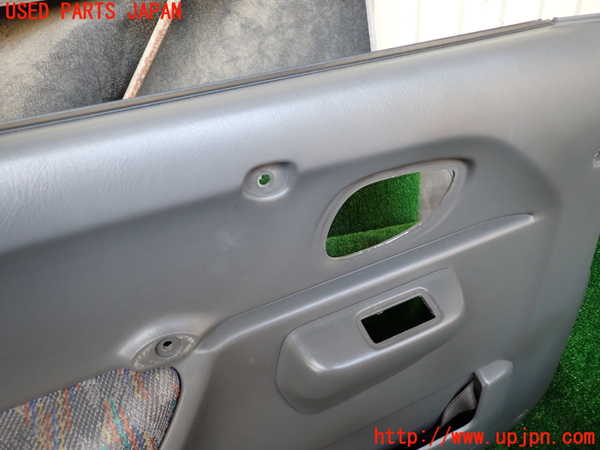 1UPJ-9236231264]ジムニー(JB23W)左ドア内張り 中古_2