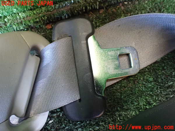 1UPJ-9236237075]ジムニー(JB23W)助手席シートベルト 中古_2
