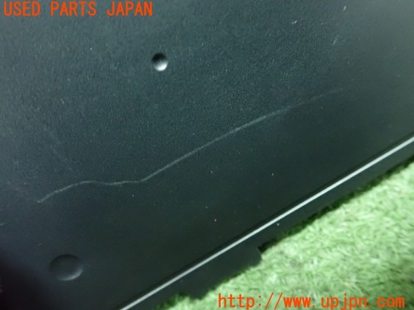 3UPJ=9236240580]VW ポロ TSI アクティブ(AWDLA)純正 5NA 980 611 ワイヤレス充電器 ワイヤレスチャージャー 中古_4