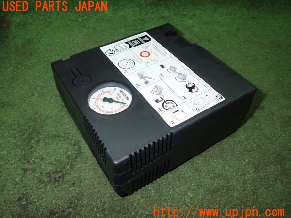 3UPJ=9236240625]VW ポロ TSI アクティブ(AWDLA)純正 パンク修理キット 中古_3