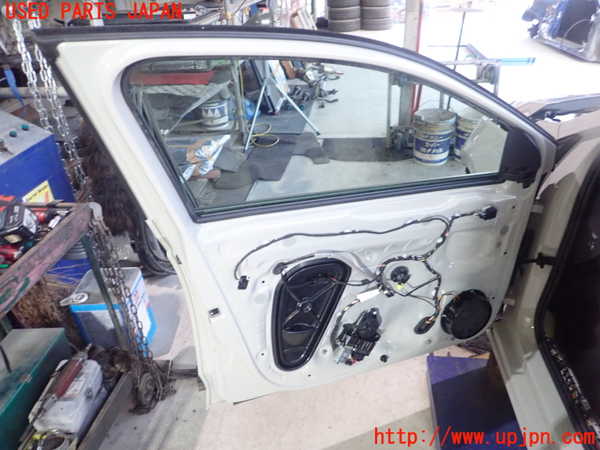 1UPJ-9236241260]VW ポロ(AWDLA)左前ドア 中古 FUYAO M61385 43R-000055_3