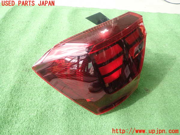 1UPJ-9236241536]VW ポロ(AWDLA)左テールランプ 中古_2