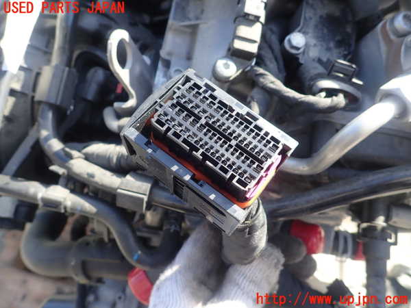 1UPJ-9236242010]VW ポロ(AWDLA)エンジン DLA 中古_4