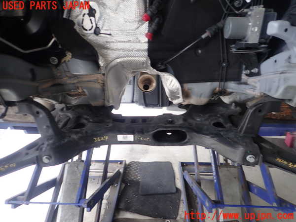 1UPJ-9236245285]VW ポロ(AWDLA)フロントメンバー 中古_2