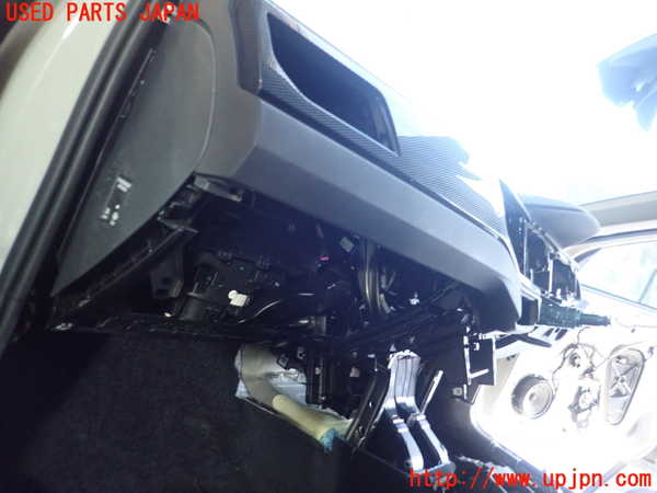 1UPJ-9236247505]VW ポロ(AWDLA)ダッシュボード 中古_3