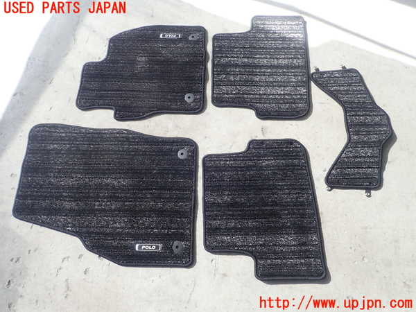 1UPJ-9236247800]VW ポロ(AWDLA)フロアマット 中古_2