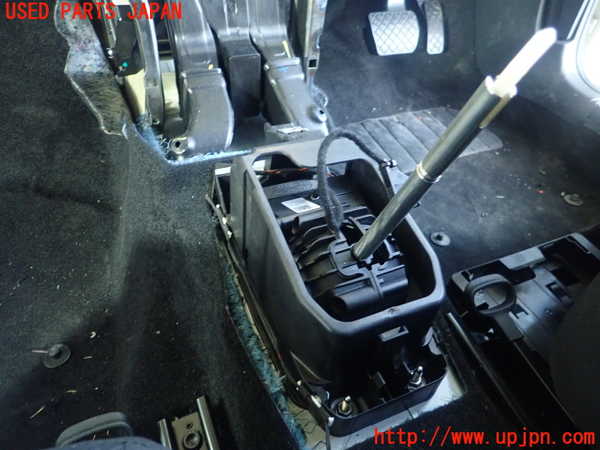1UPJ-9236247555]VW ポロ(AWDLA)ATシフトレバー 中古_2