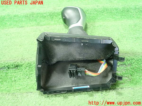 1UPJ-9236247570]VW ポロ(AWDLA)シフトノブ 中古_3