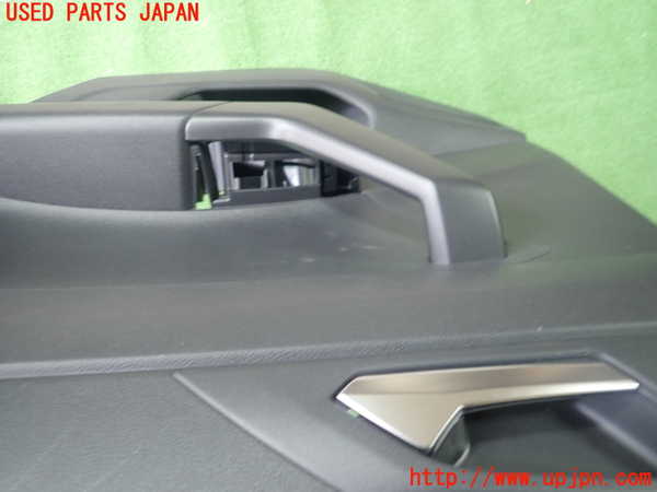 1UPJ-9236241294]VW ポロ(AWDLA)右後ドア内張り 中古_2