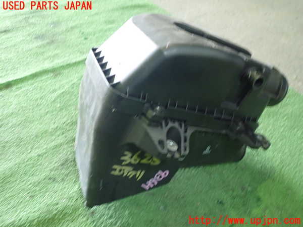 1UPJ-9236252560]インテグラ タイプR(DC5)エアクリーナーボックス 中古_2