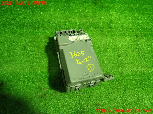 1UPJ-9236256741]インテグラ タイプR(DC5)ヒューズボックス1 中古_2