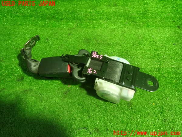 1UPJ-9236257155]インテグラ タイプR(DC5)右2列目シートベルト 中古_3