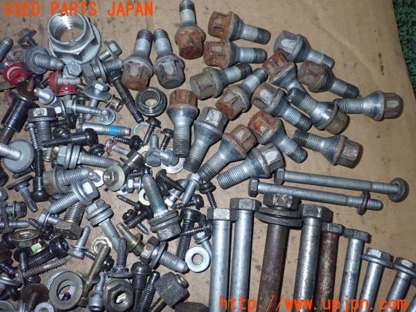 3UPJ=9236260720]アルファロメオ 156 GTAセレスピード(932AXB)ネジ・ナット・ステー類 セット ジャンク_2
