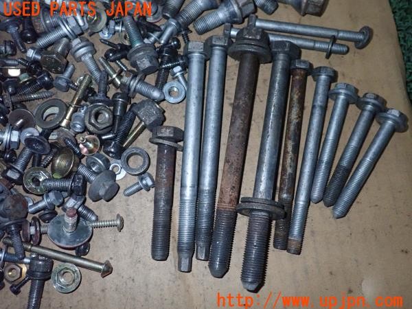 3UPJ=9236260720]アルファロメオ 156 GTAセレスピード(932AXB)ネジ・ナット・ステー類 セット ジャンク_3